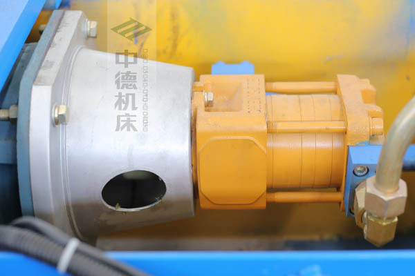 ZDPK-10032采用國(guó)內(nèi)一流品牌電機(jī)及油泵，動(dòng)力強(qiáng)勁，噪音低