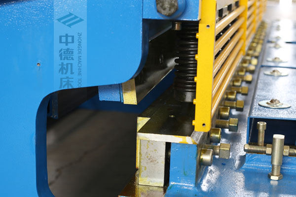 ZDS-432選用上海優(yōu)質(zhì)刀片，使用壽命更長.jpg